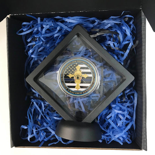 Armor Pray police officer's Cross Challenge Coin Crusader Sword and Shield Life Creed Brotherhood Token with Display gift for him DecoWoodo