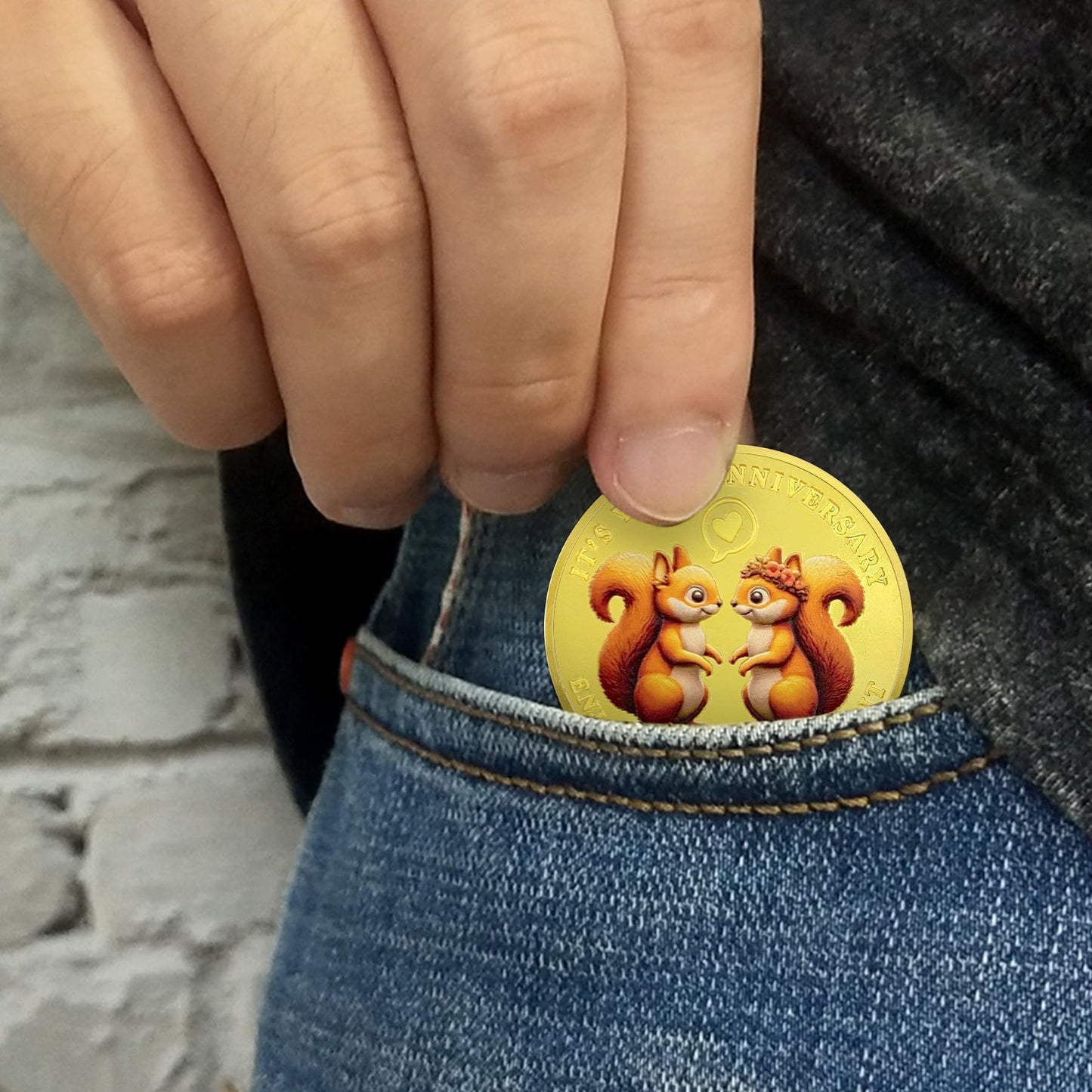 Love Squirrel Anniversary Commemorative Coin mysite