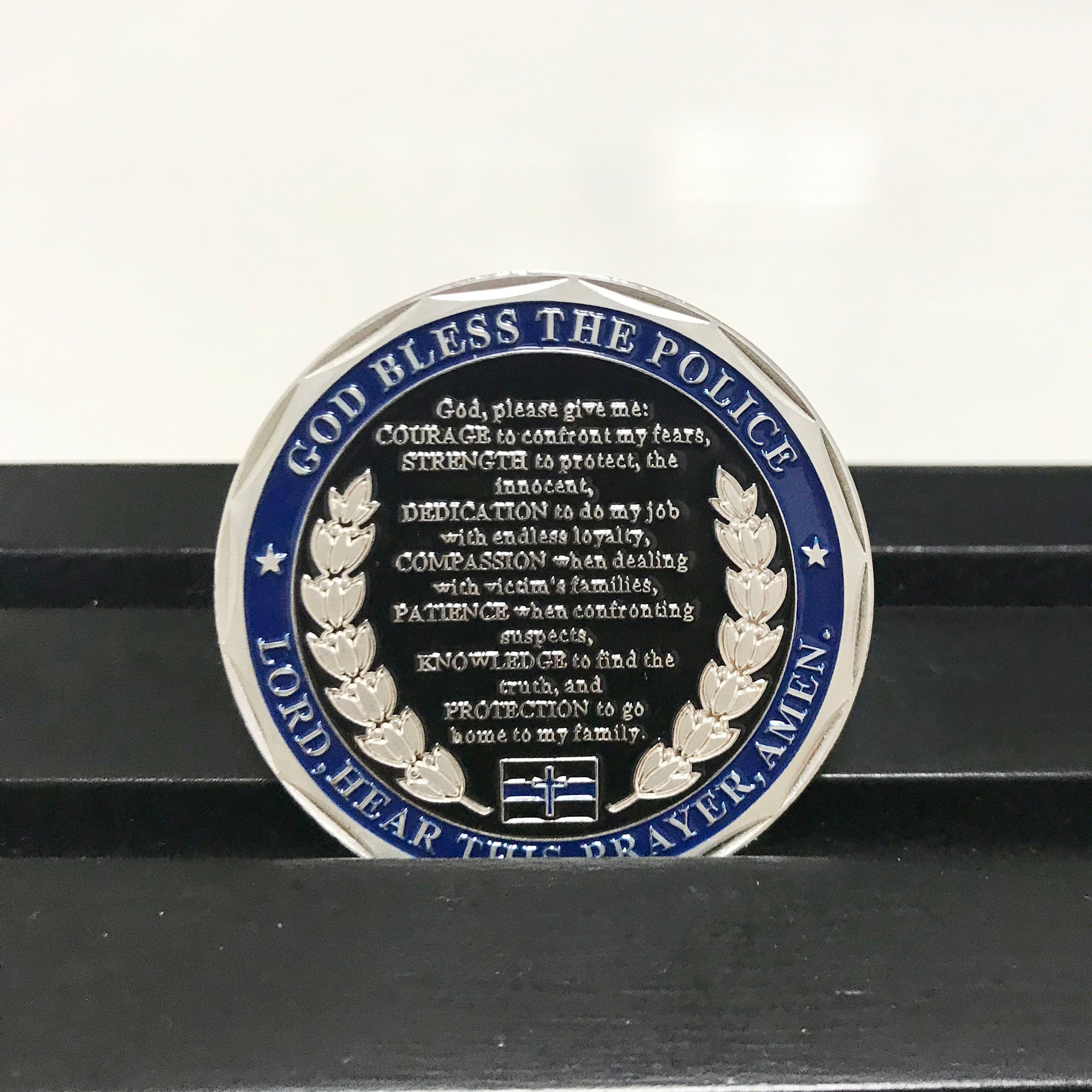 Police officer academy Challenge Coin A Thin Blue Line Guardian Angel Blessed Prayer Emblem Gift/gift for Him for father for husband DecoWoodo