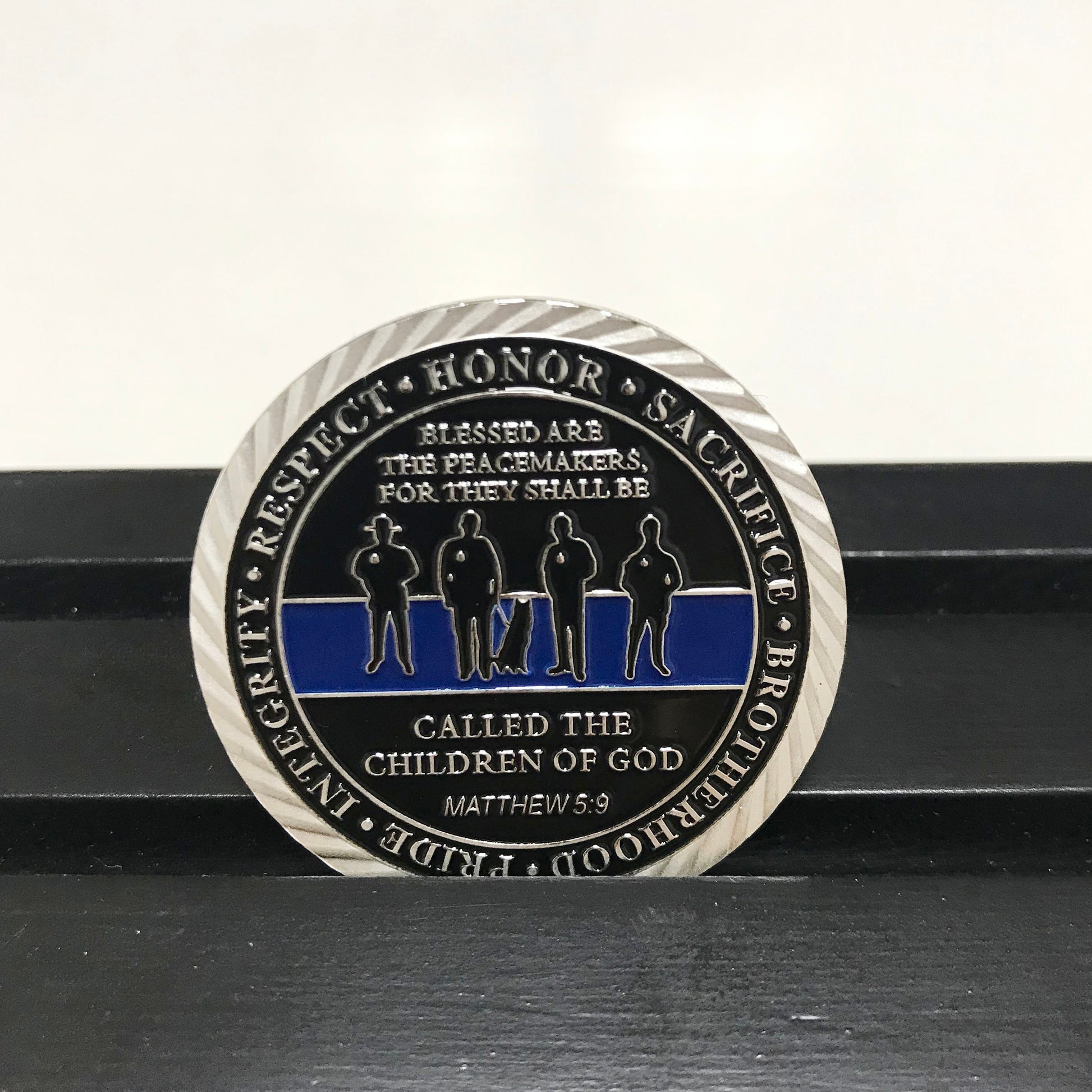 Police blue Knight Templar Challenge Coin A Thin Blue Line Guardian Angel Blessed Prayer Emblem Gift/gift for Him for father DecoWoodo