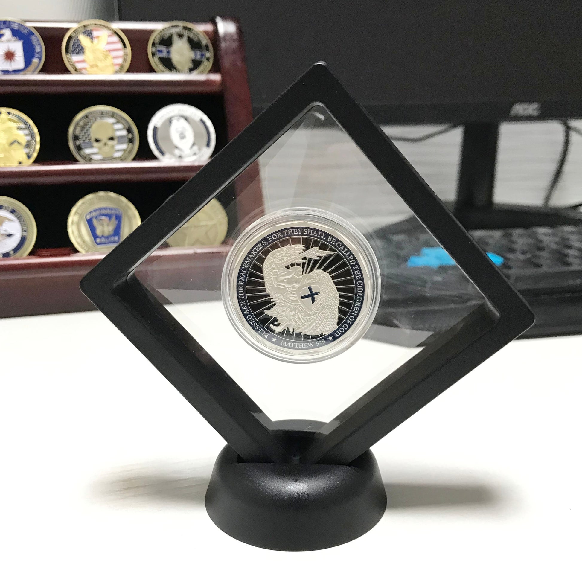 Police officer academy Challenge Coin A Thin Blue Line Guardian Angel Blessed Prayer Emblem Gift/gift for Him for father for husband DecoWoodo